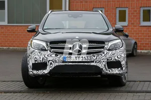 El nuevo Mercedes GLC 63 AMG casi al descubierto