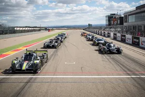 Merhi prueba un LMP2 en el test de Dunlop en MotorLand