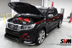 ¡De locos! Una Nissan Navara con el motor del GT-R