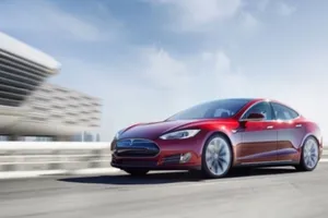 Los viejos Tesla Model S P90D también podrán tener la actualización Ludicrous