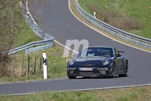 Más detalles del frontal y luces diurnas del Porsche 911 GT3 2017