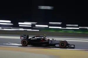 Jenson Button estrena motor Honda en el GP de China