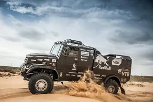 Kamaz prueba su 'nuevo' camión para el Dakar 2017