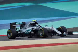 Rosberg se lleva una anodina y cómoda victoria