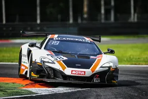 Sufrida victoria de McLaren en las 3 Horas de Monza