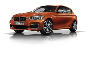 BMW M140i y BMW M240i: más madera para los M Performance compactos, con 340 CV