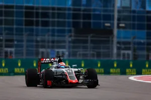 Haas vuelve a los puntos con Romain Grosjean 