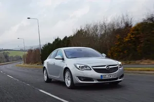 Opel Insignia Innovative Edition, más equipamiento y un precio ajustado