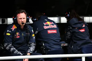 Horner: "Quienes hablan de Ricciardo, no conocen su contrato"