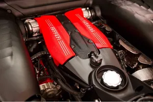 El Motor del Año 2016 es para... ¡El V8 biturbo del Ferrari 488 GTB!