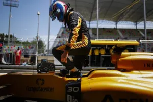 El dilema de Renault: ¿mejorar en 2016 o preparar 2017?