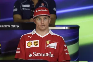 Ferrari pide respeto por Kimi y Pérez no descarta su fichaje
