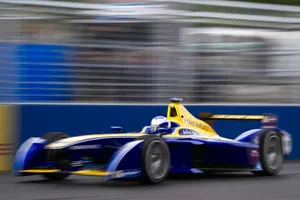 Nico Prost gana la primera manga del ePrix de Londres