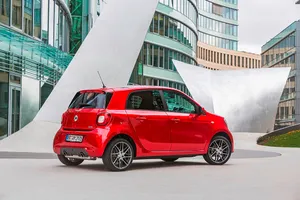 Estos son los precios del Smart Brabus 2016, disponible desde 18.700€