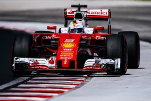 Räikkönen escenifica el desastre de Ferrari en Hungría