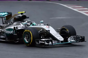 Rosberg manda en el Red Bull Ring con solvencia