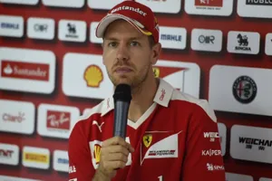 Vettel: La Fórmula 1 dio "un mal ejemplo" con las banderas amarillas