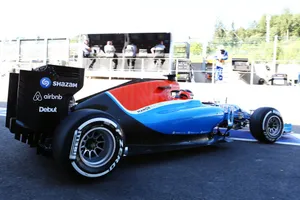 Buen debut de Esteban Ocon con Manor 