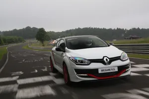 El Renault Megane RS finaliza su producción, adiós al coupé deportivo