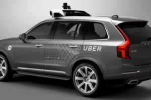 Volvo y Uber anuncian una gran alianza para desarrollar vehículos autónomos