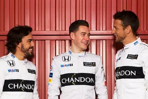 ​Alonso: “Ayudaremos todo lo posible a Vandoorne, es el futuro de McLaren”