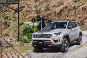 El nuevo Jeep Compass 2017 ya es oficial: así es el crossover con capacidades off-road