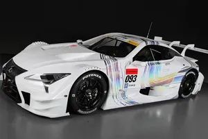 Este es el Lexus LC 500 de circuito, que competirá en 2017 en el Super GT japonés