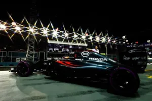 McLaren-Honda gastará en Sepang sus últimos tokens