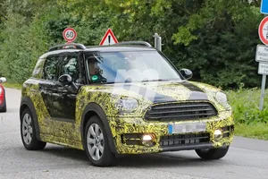 MINI Countryman 2017: un nuevo vistazo a la segunda generación