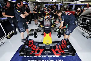Red Bull pliega velas y traslada la presión a Ferrari