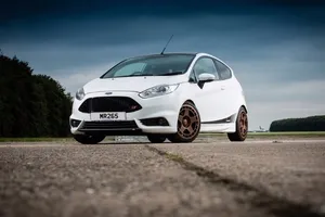 ¿Para qué un Ford Fiesta RS teniendo el ST de 280 CV de Mountune?