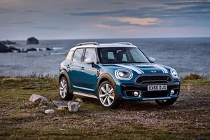 MINI Countryman 2017: más tecnológico, grande y versátil