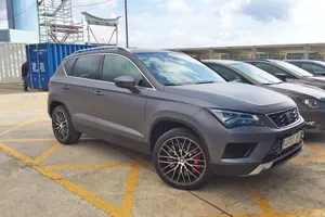 El esperado SEAT Ateca Cupra ¿cazado? Quizá no