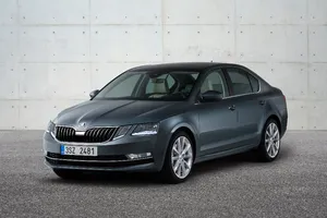 Skoda Octavia 2017: se presenta renovado y con más equipamiento