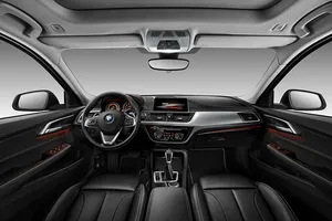 BMW Serie 1 Sedán: así es el interior del modelo exclusivo para el gigante asiático
