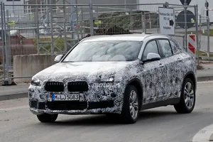 BMW X2 2017: el nuevo SUV se deja ver por las calles de Múnich con menos camuflaje