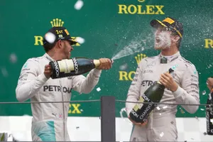 Brawn: "Rosberg es duro y tiene talento, pero probablemente no está al nivel de Hamilton" 