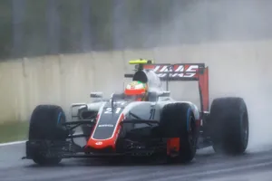 Esteban Gutiérrez aclara que su desencuentro con Steiner fue fruto de la "pasión" y la "adrenalina"