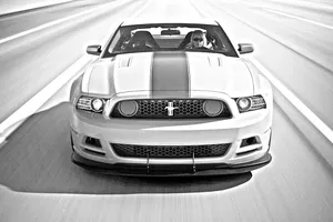 El caso del misterioso Mustang más rápido del mundo y la policía de Oklahoma 