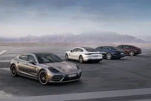 Porsche presenta el nuevo Panamera Executive y un nuevo motor en Los Ángeles