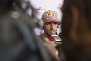 Sainz, muy crítico con Whiting, la FIA y los comisarios