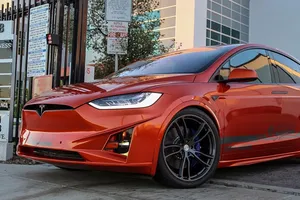 Unplugged Performance desvela su paquete de mejoras para el Tesla Model X