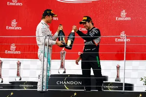 Sergio Pérez niega cualquier opción de fichar por Mercedes