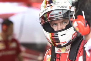 Vettel: "Kimi y yo tenemos contrato con Ferrari, debería estar claro"