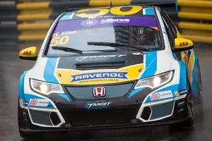 Josh Files, primer candidato a pilotar un TCR en el WTCC