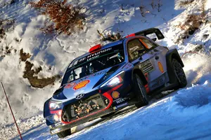 Primer scratch de Sordo en el Montecarlo, Tänak en apuros