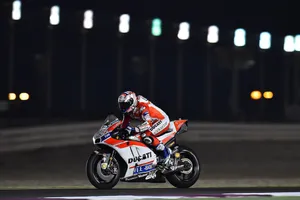 Dovizioso y Ducati mandan en el inicio del test MotoGP en Qatar