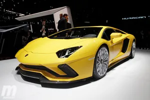 Lamborghini Aventador S: más potente y con una aerodinámica más trabajada