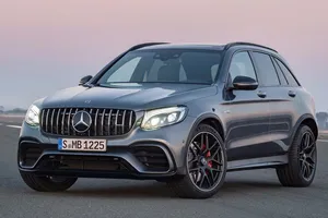 Mercedes-AMG GLC 63 4MATIC+ 2017: se desvela la versión más radical y deportiva