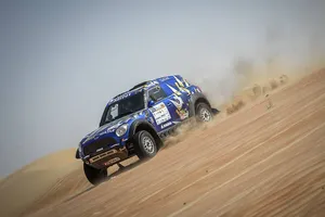 Duelo de grandes estrellas en el Qatar Cross-Country Rally